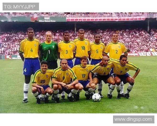 巴西足球明星的魅力与风采展现了美丽与激情的完美结合 巴西足球明星的魅力与风采展现了美丽与激情的完美结合